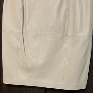 Very good condition,size 6 , color cream ,Brand DKny